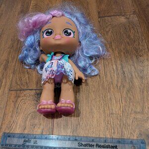 Kindi Kids doll - Flora Flutters scented big sister, 11"